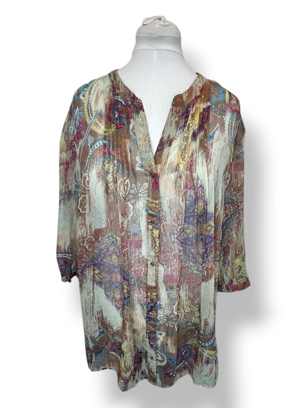 Maggie Barnes Womenโs Plus 3/4 Sleeve Sheer V-Neck Tunic Multicolor Paisley 2X